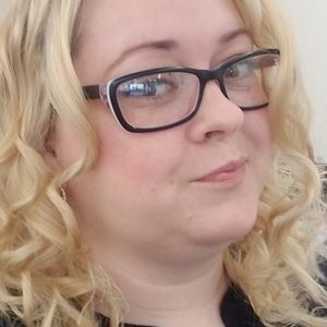 Meet your Posher, Saundra